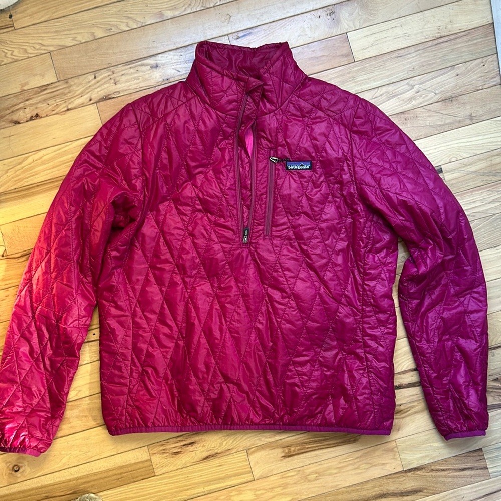 Patagonia Quarter zip synthetic puffy